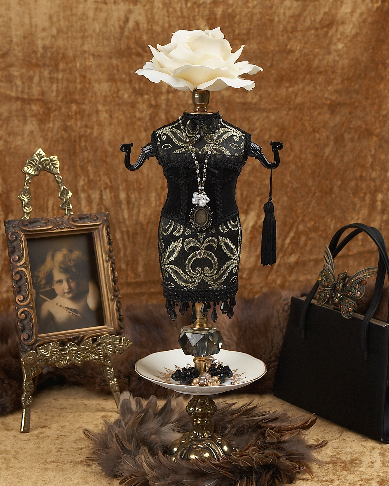 Jewelery holder figurine in black outfit